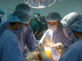 베트남현지에서 Live Surgery 진행 게시글의 1번째 첨부파일입니다.