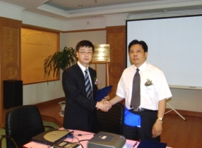[2005년 11월] 상하이 광화병원과 제휴 게시글의 1번째 첨부파일입니다.
