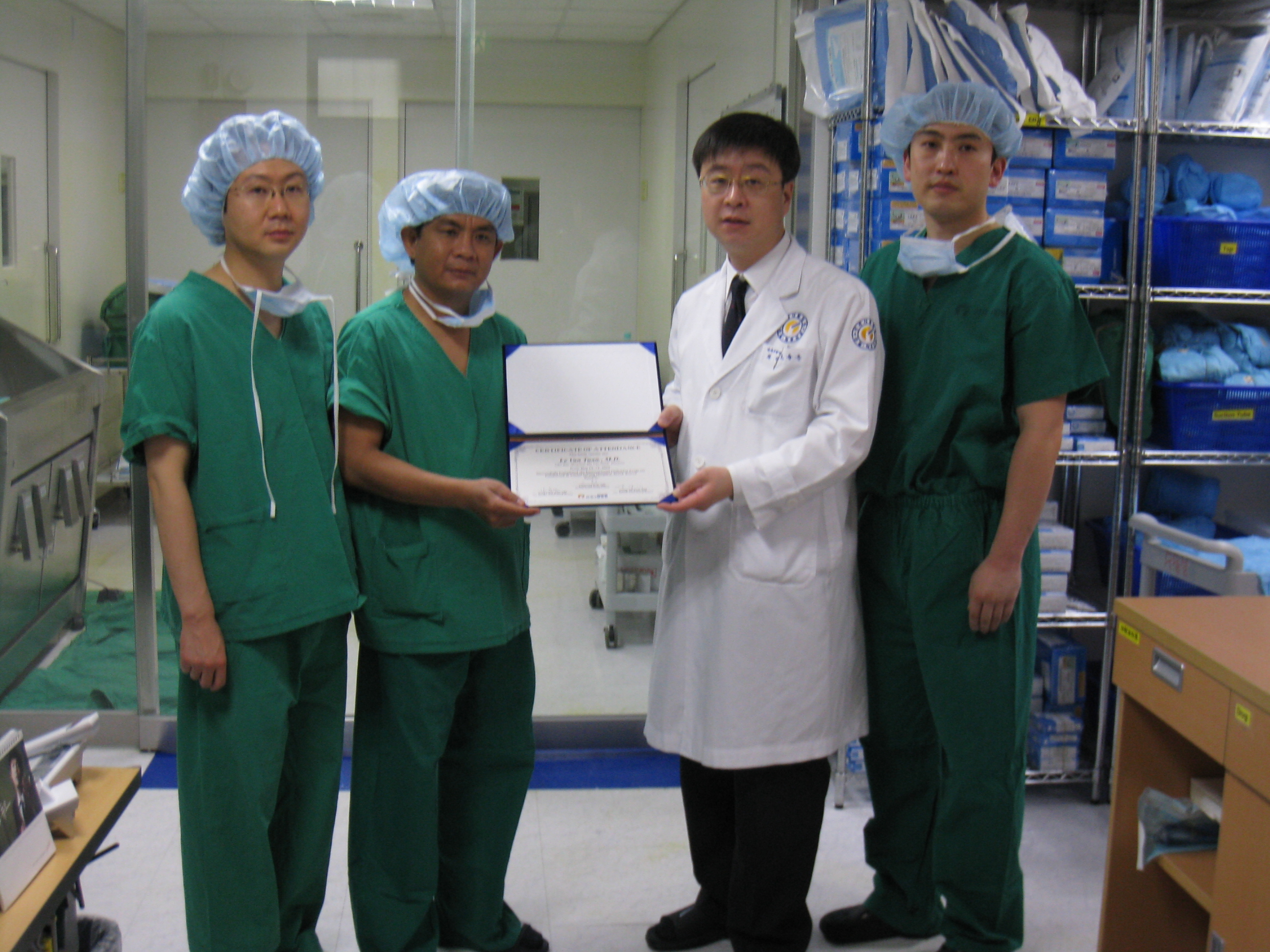[2009년 5월] 베트남 의료진 Le Van Tuan 방문 및 수료식 게시글의 3번째 첨부파일입니다.